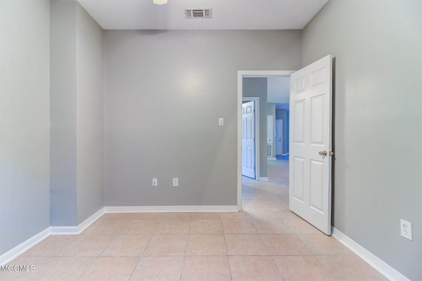 24130 Hwy 603, Kiln, MS 39556