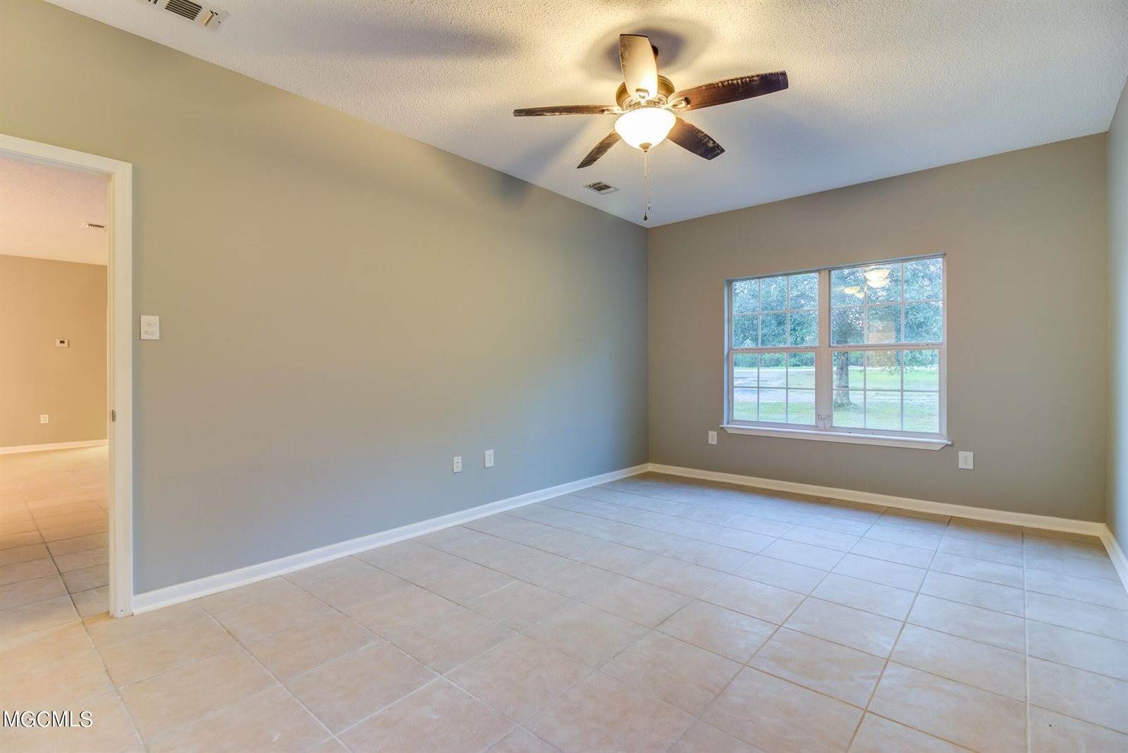 24130 Hwy 603, Kiln, MS 39556