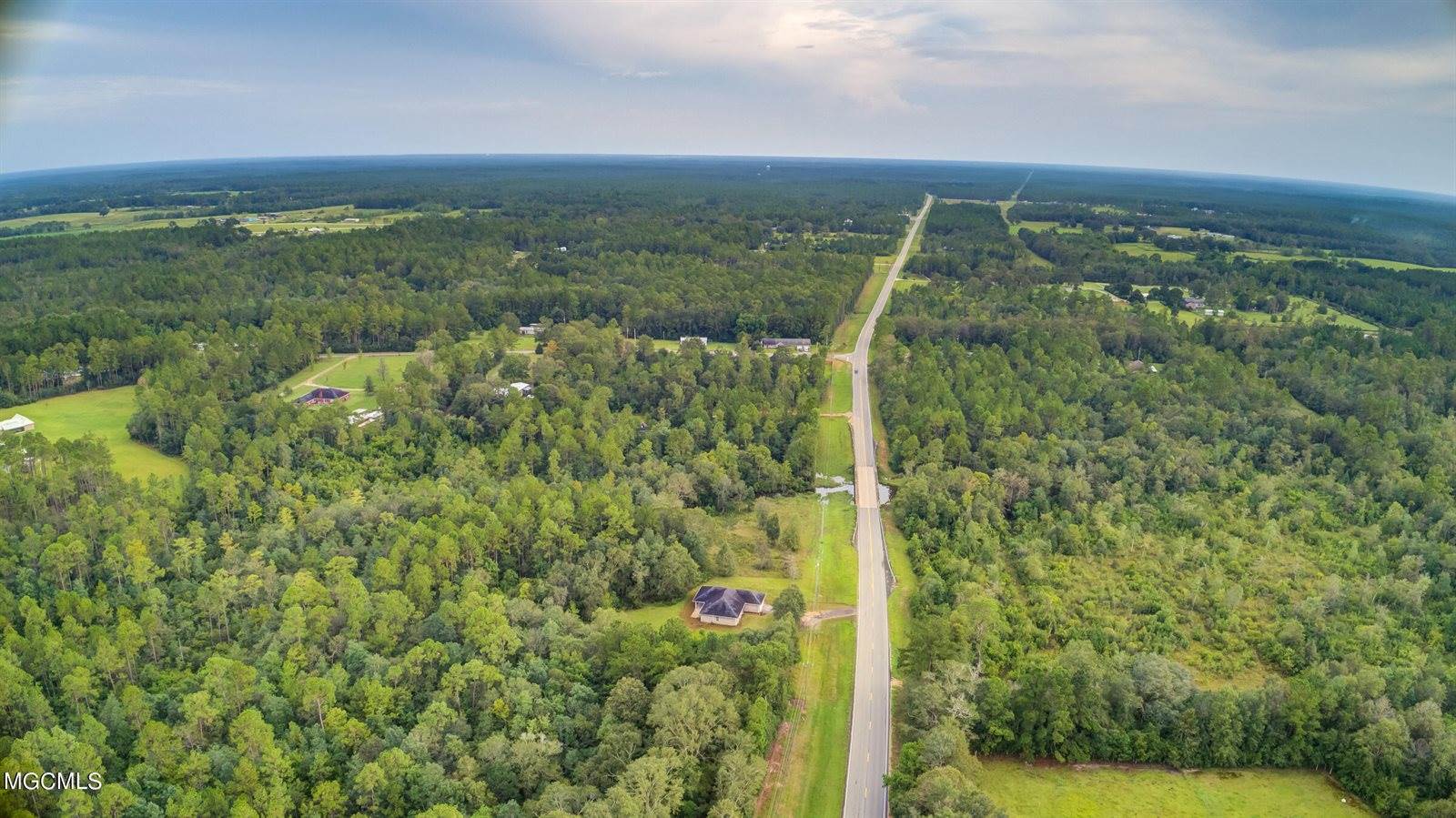 24130 Hwy 603, Kiln, MS 39556