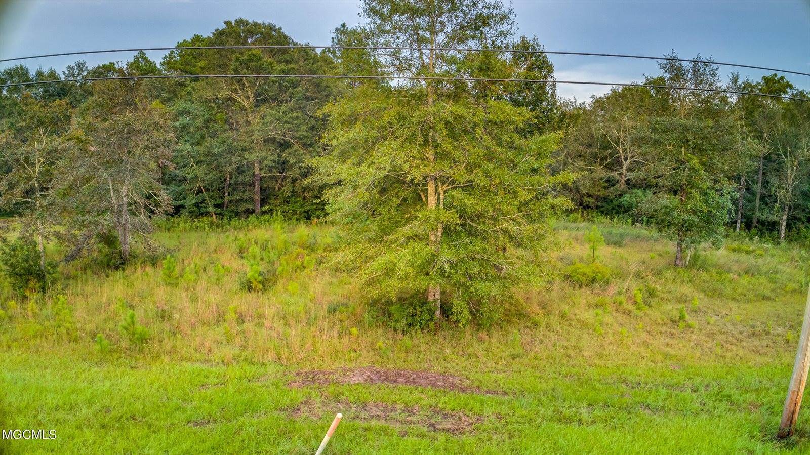 24130 Hwy 603, Kiln, MS 39556