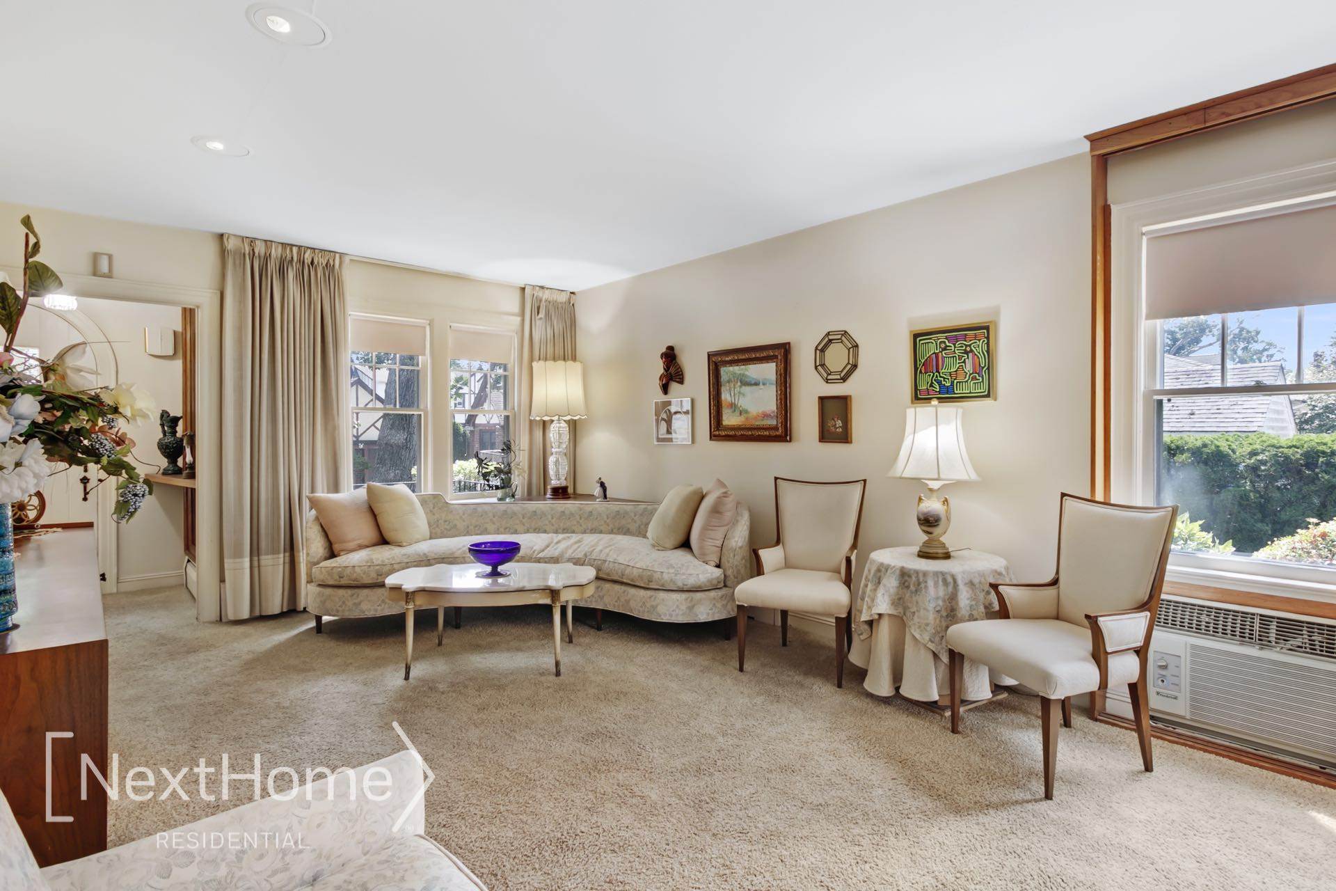 12 Russell Street, Lynbrook, NY 11563