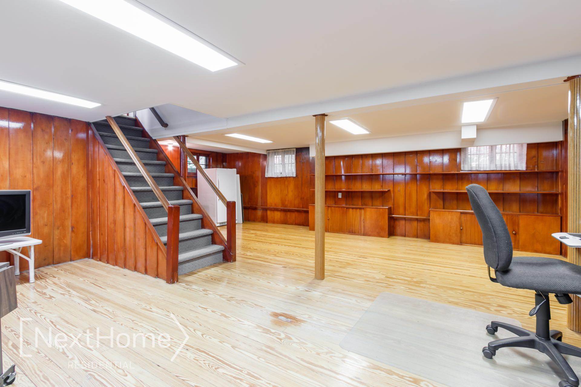 12 Russell Street, Lynbrook, NY 11563