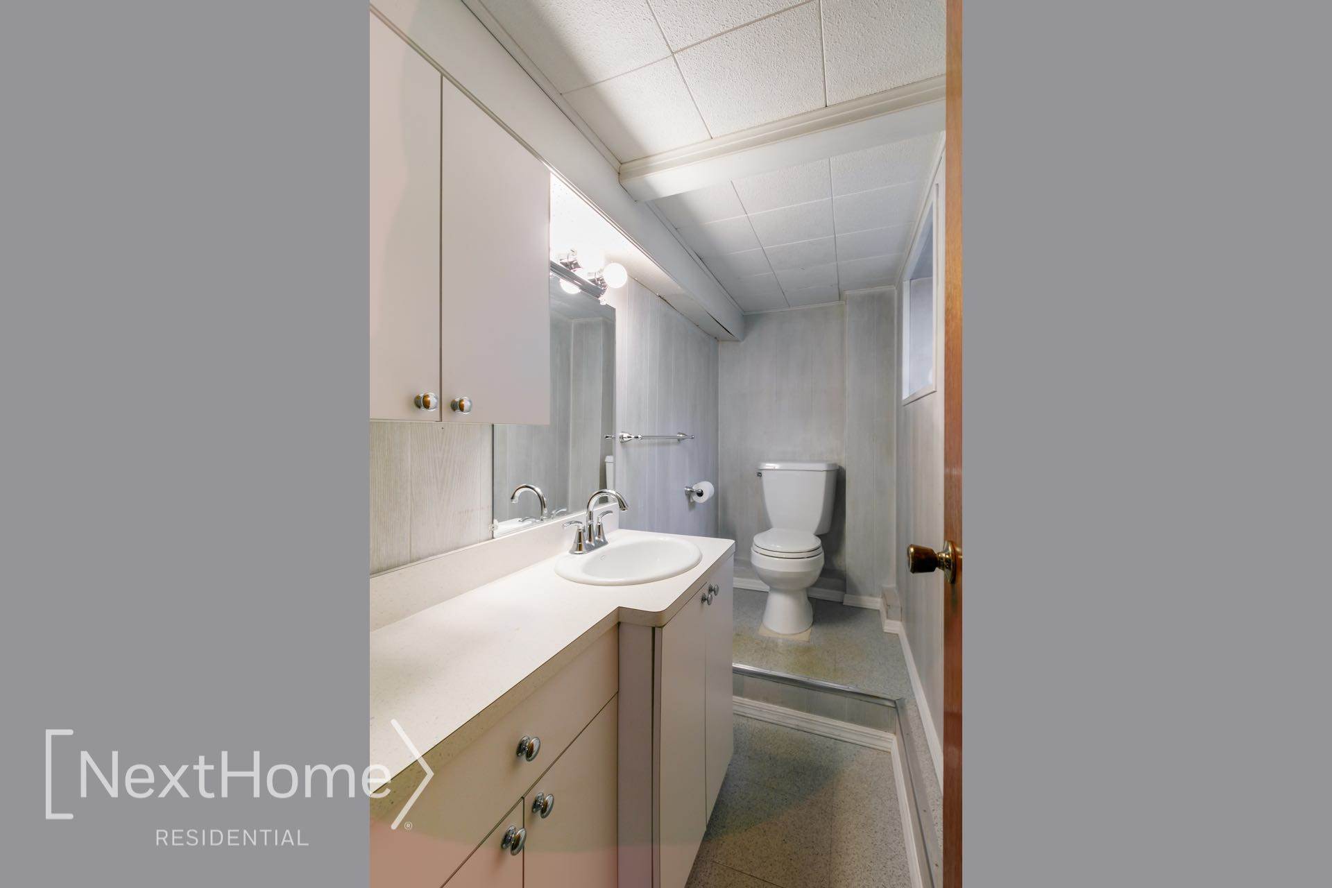 12 Russell Street, Lynbrook, NY 11563