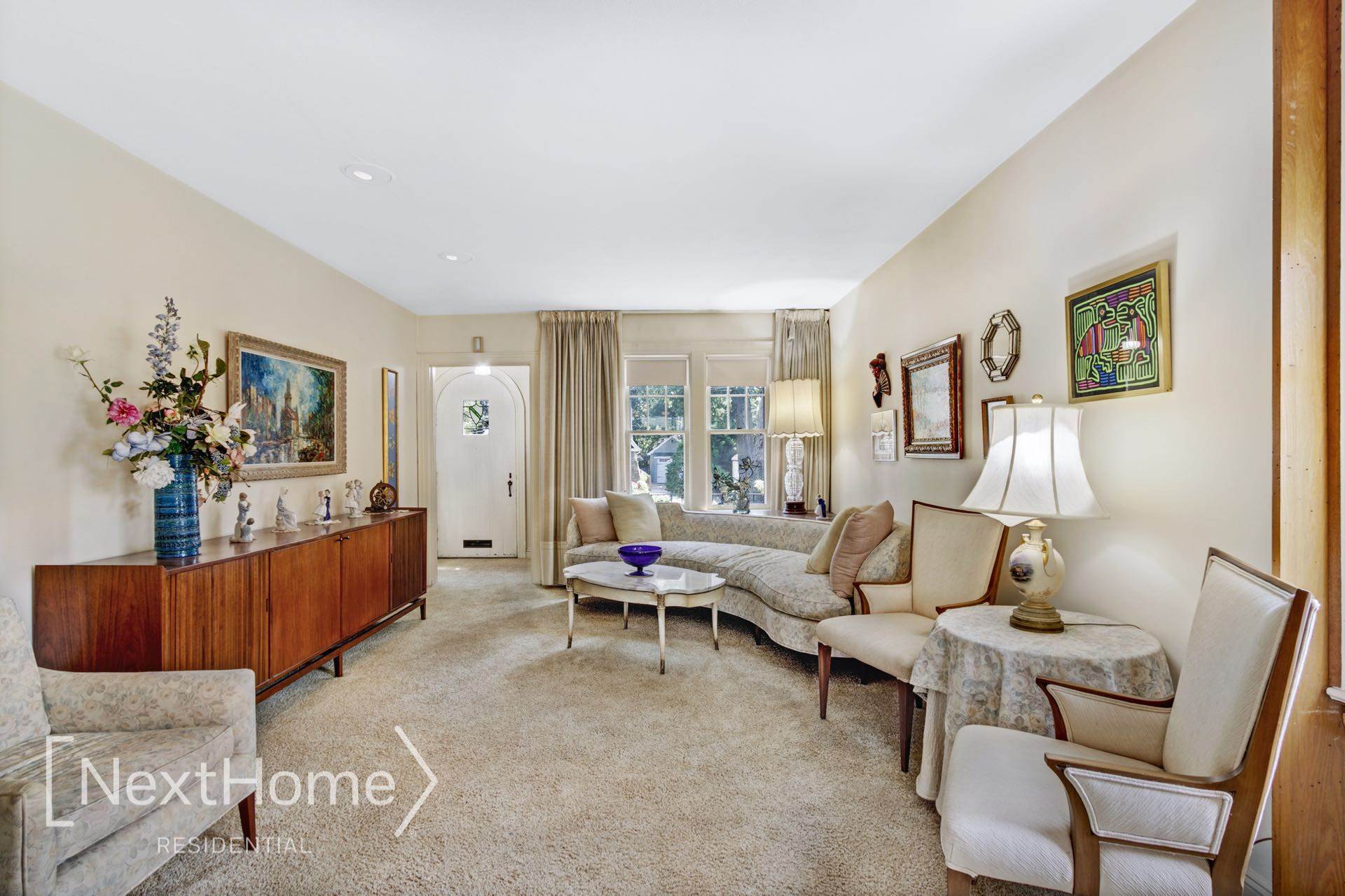 12 Russell Street, Lynbrook, NY 11563