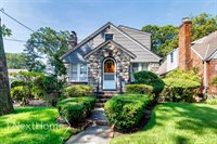 12 Russell Street, Lynbrook, NY 11563