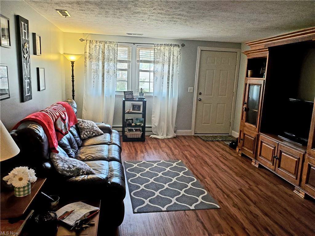 1545 Quail Hollow Drive, Cambridge, OH 43725