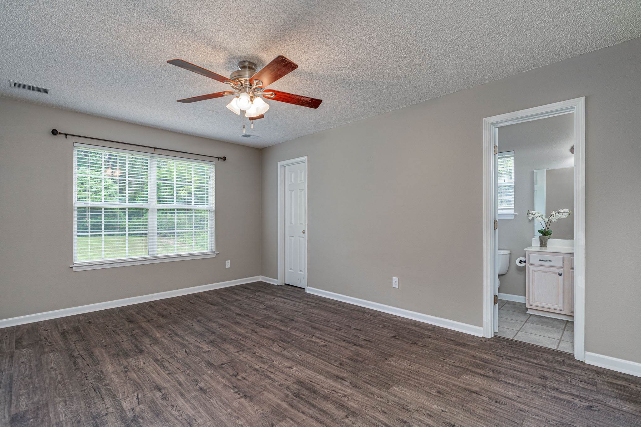 458 Dupre Mill Rd, Lexington, SC 29072