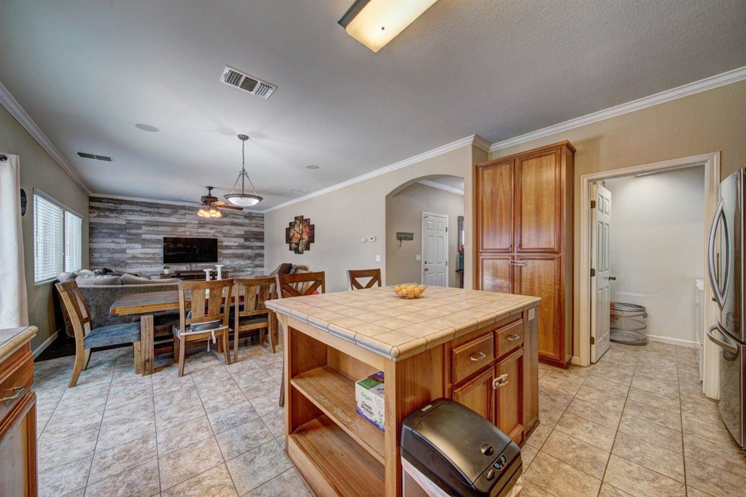 1617 Blue Squirrel Street, Roseville, CA 95747