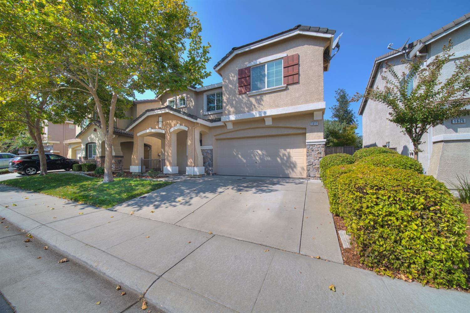 1617 Blue Squirrel Street, Roseville, CA 95747