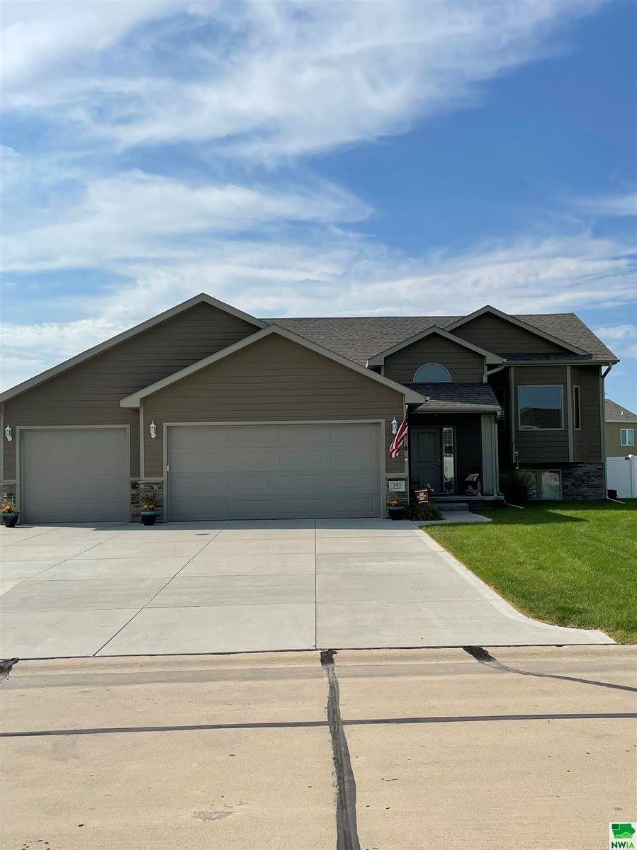 193 N Churchill Circle, No. Sioux City, SD 57490