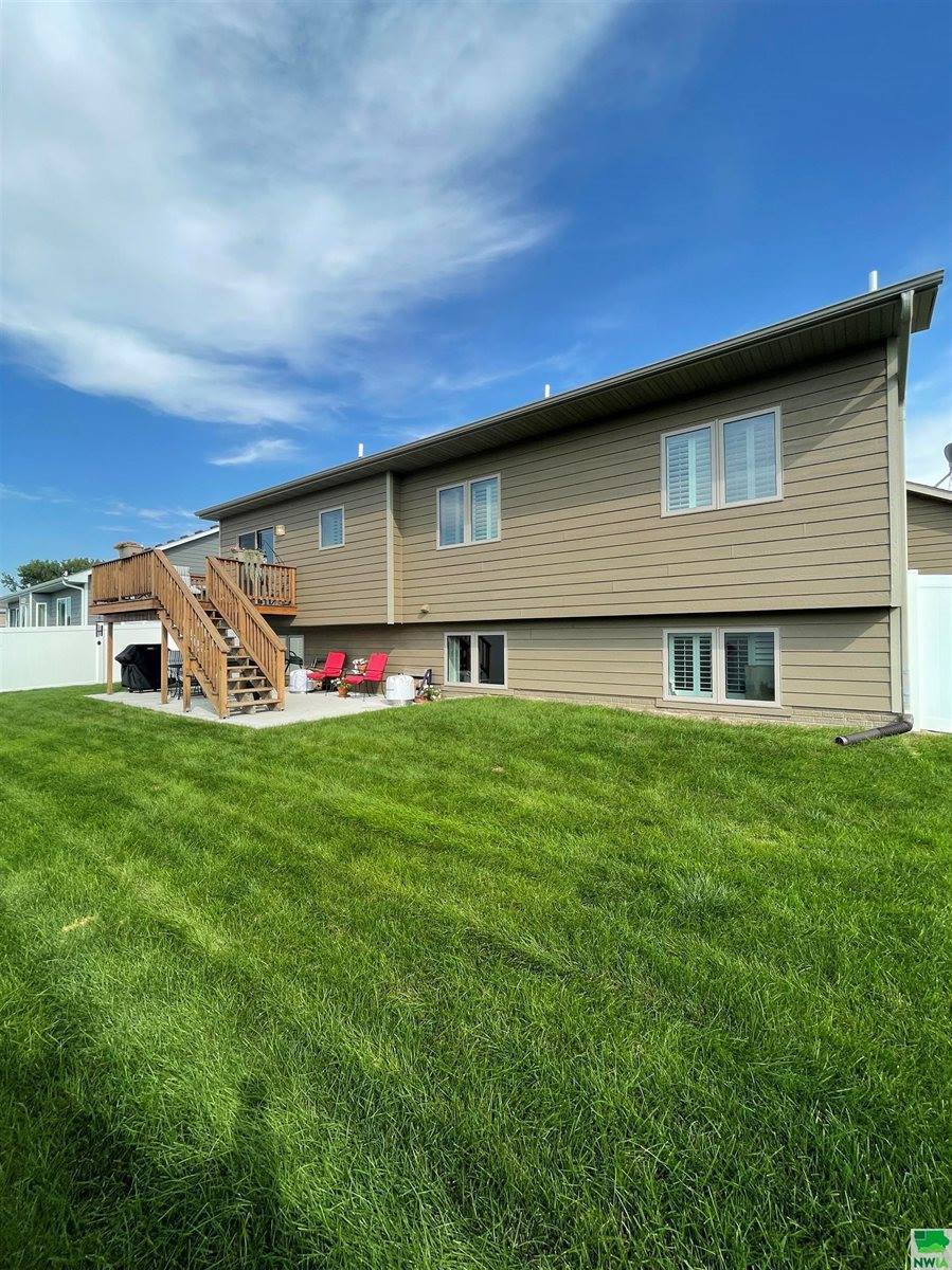 193 N Churchill Circle, No. Sioux City, SD 57490