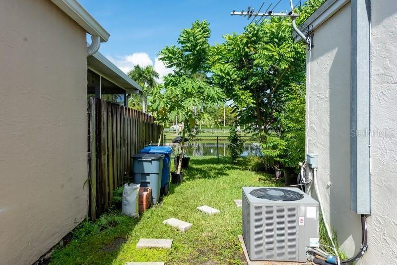 169 SW 159TH Way, Sunrise, FL 33326