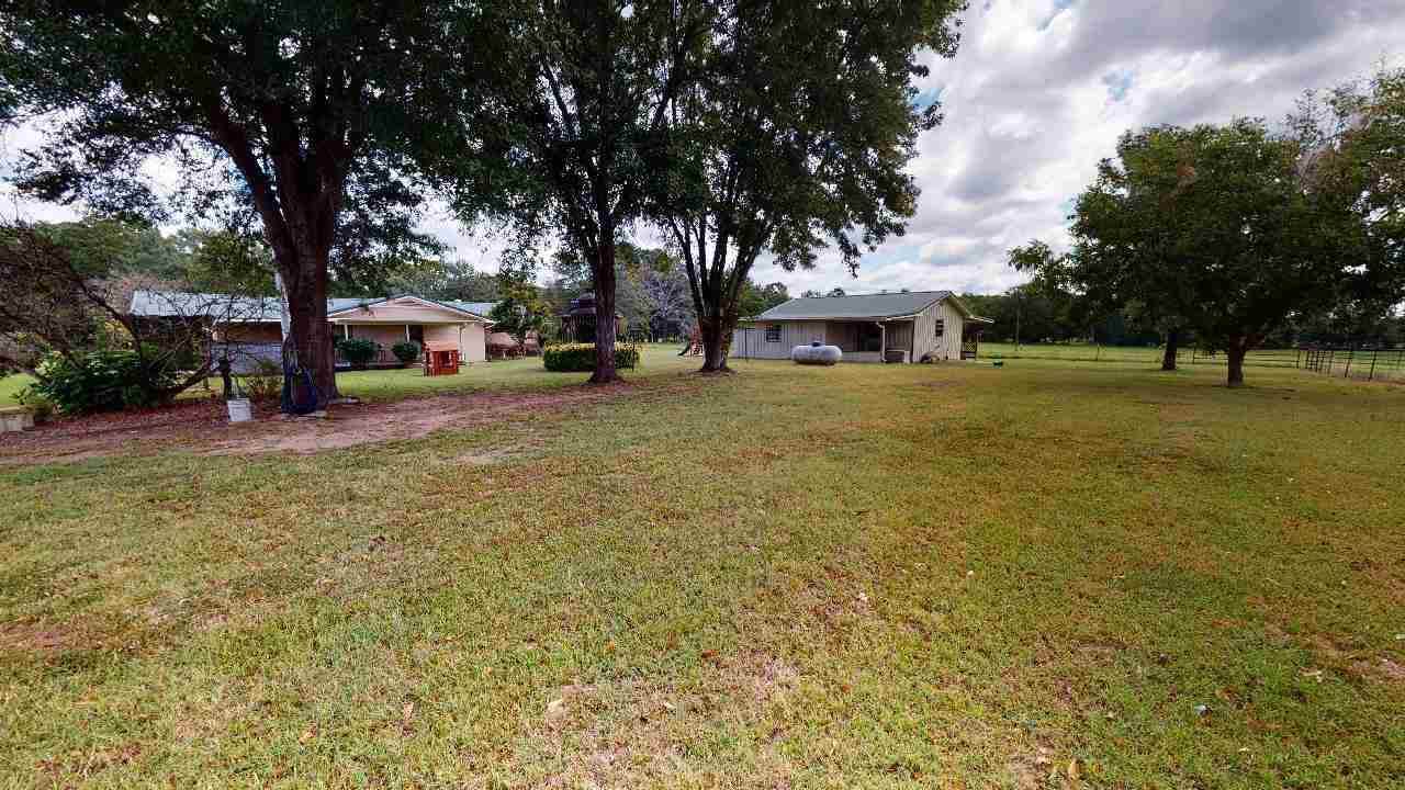 6754 FM 2149 E, Maud, TX 75567