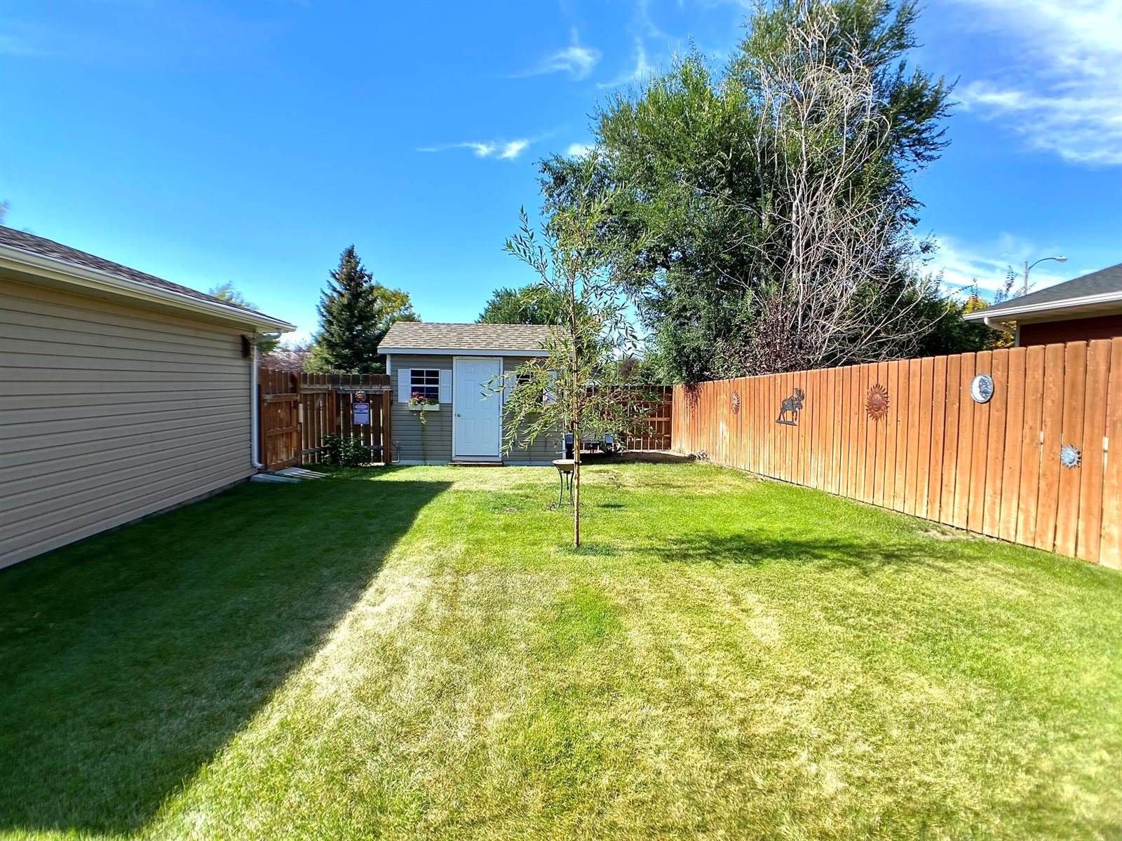 2313 8th Ave East, Williston, ND 58801