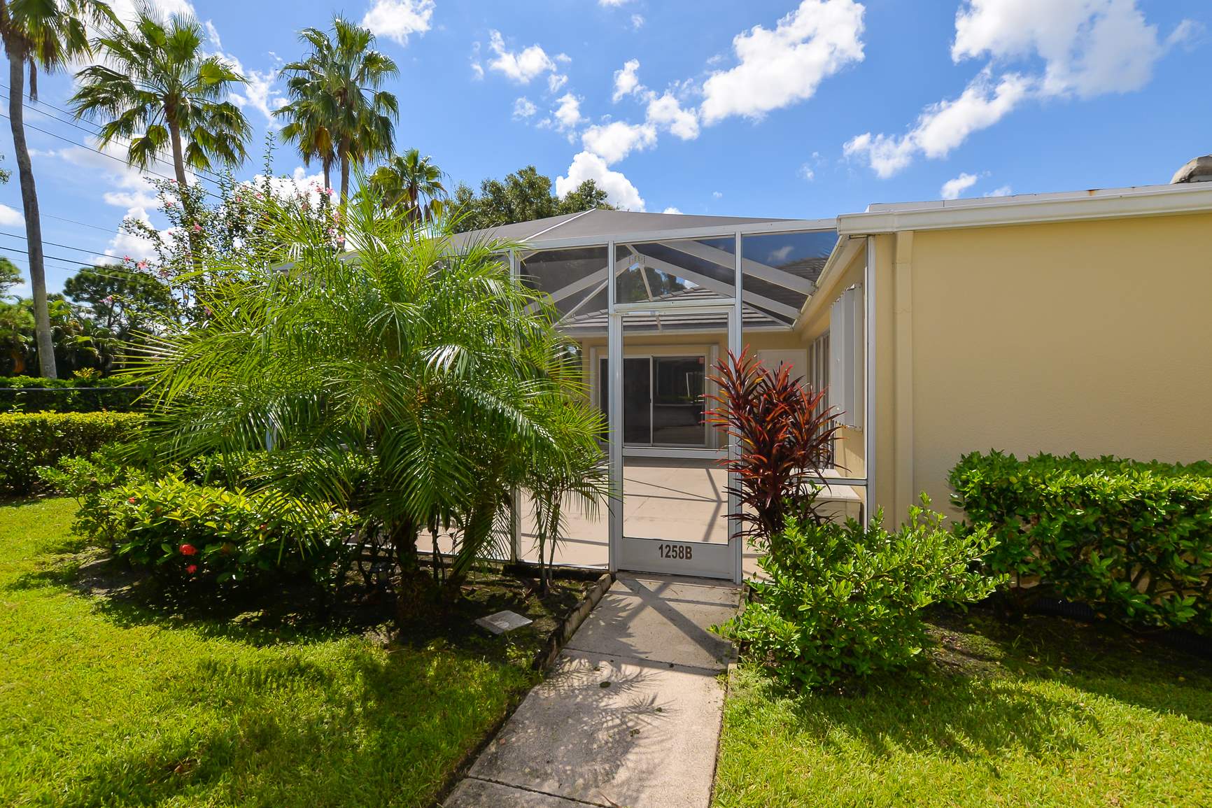 1258 Sun Terrace Cir, Port St. Lucie, FL 34986