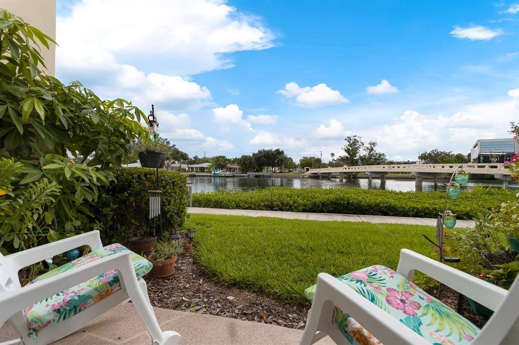 7465 Bay Island Drive South, #114, South Pasadena, FL 33707