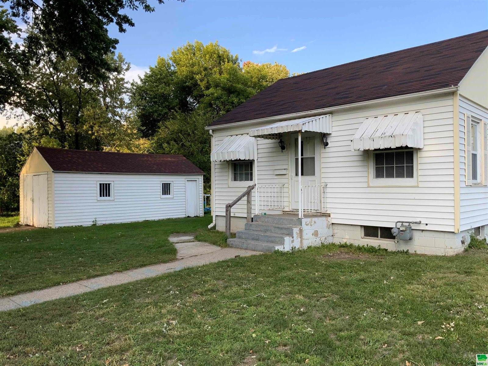 530 S 6th, Akron, IA 51001