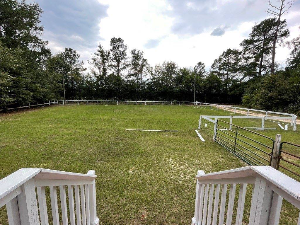 371 Nickeltop Road, Windsor, SC 29856