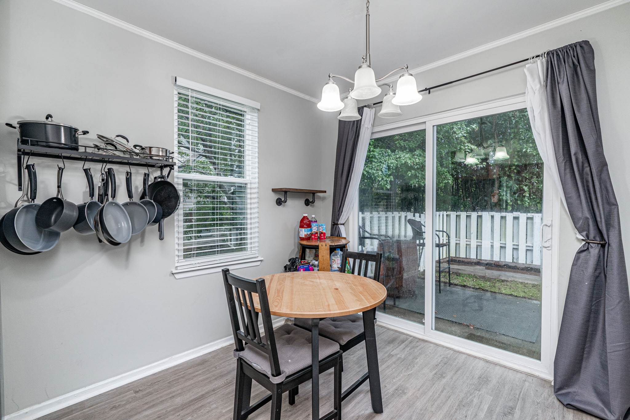 1241 Hulon Cir, West Columbia, SC 29169