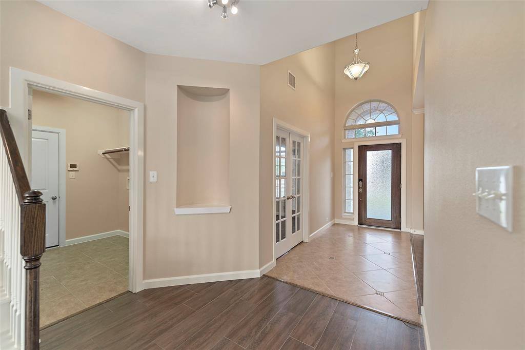 8223 Groveland Hills Drive, Cypress, TX 77433