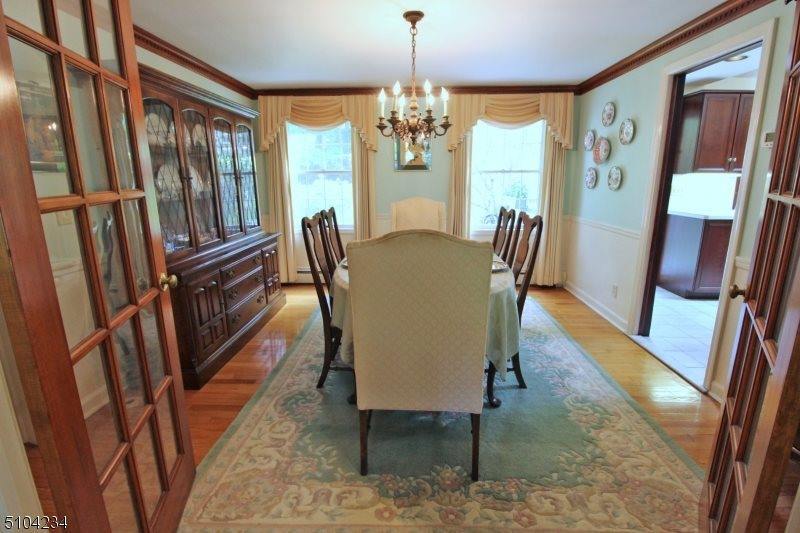 111 Washington Dr, Watchung, NJ 07069