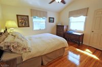 111 Washington Dr, Watchung, NJ 07069