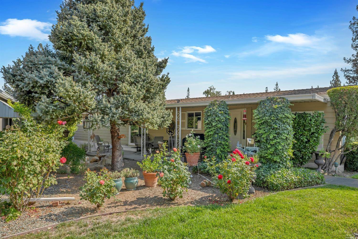 9 Laguna Seca Court, Saint Helena, CA 94574