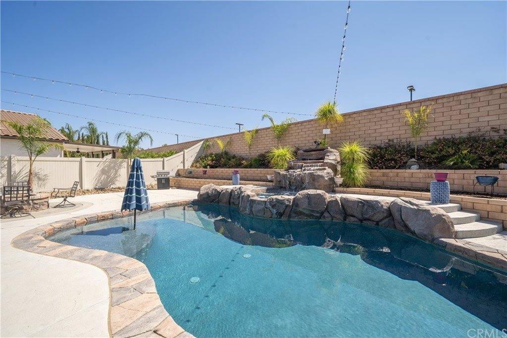 25493 Water Wheel Court, Menifee, CA 92584