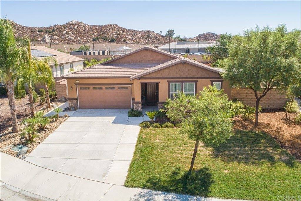 25493 Water Wheel Court, Menifee, CA 92584