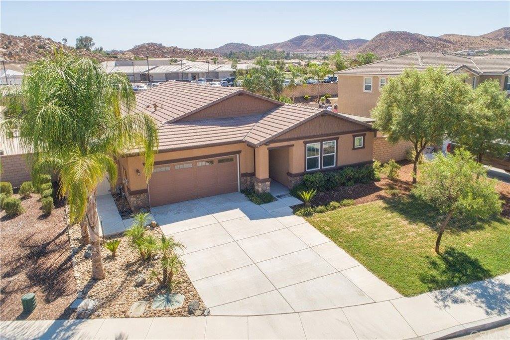 25493 Water Wheel Court, Menifee, CA 92584