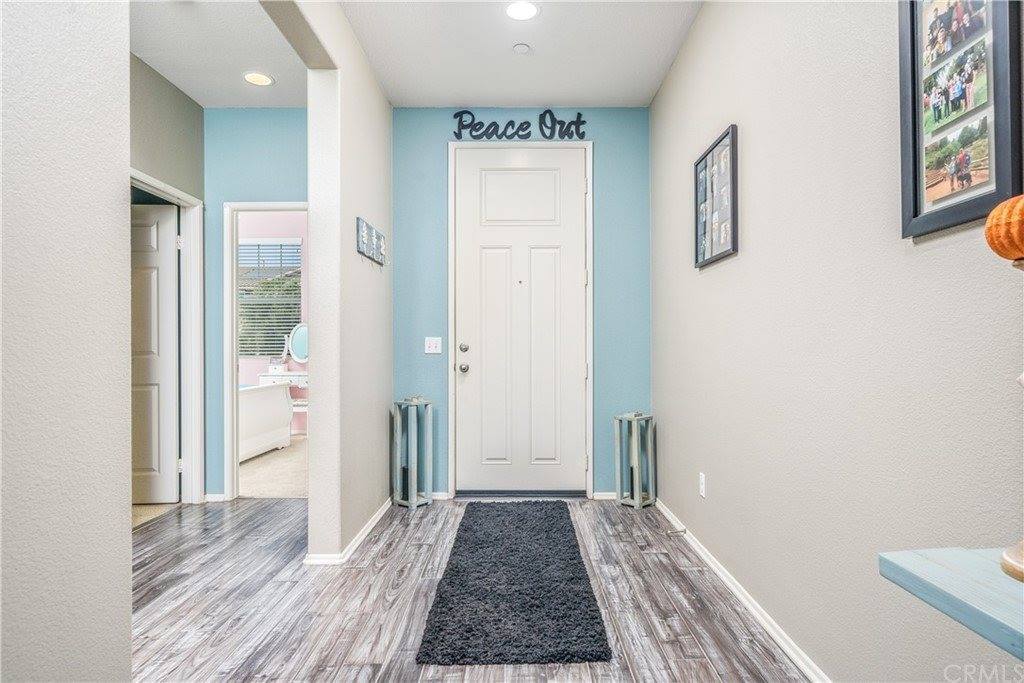 25493 Water Wheel Court, Menifee, CA 92584