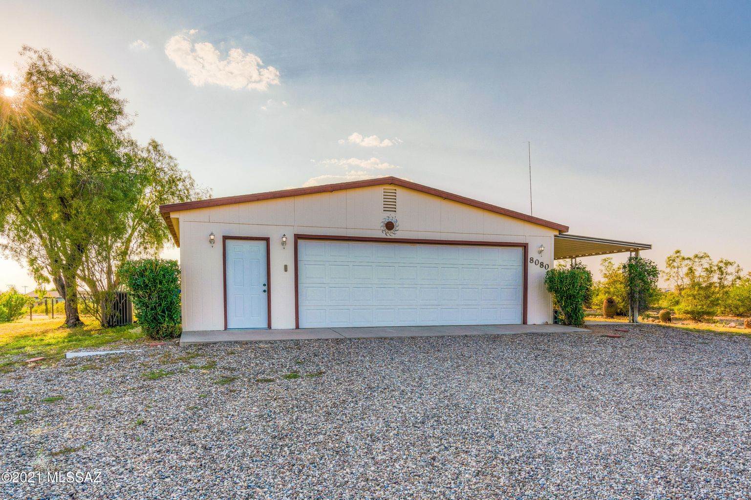 8080 S Farmbelt Drive, Tucson, AZ 85756