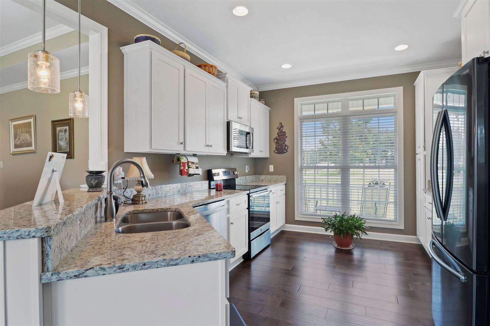 2525 Bowling Green Rd., Franklin, KY 42134