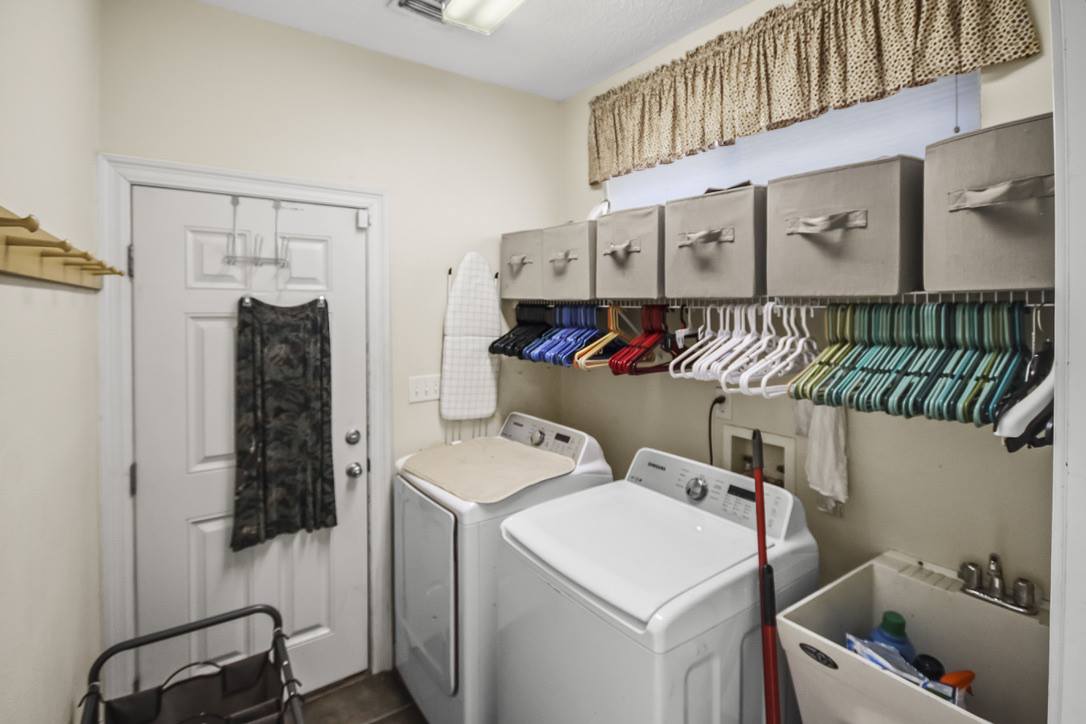 435 Atwater Court, Mary Esther, FL 32569