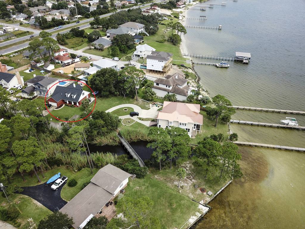 435 Atwater Court, Mary Esther, FL 32569