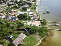 435 Atwater Court, Mary Esther, FL 32569