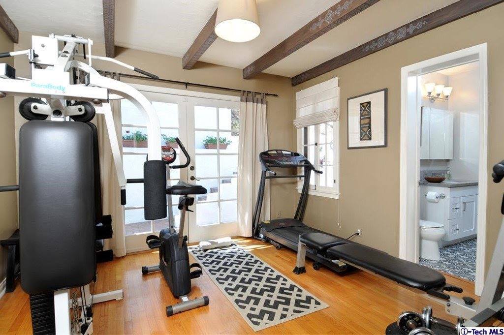 1326 San Luis Rey Drive, Glendale, CA 91208