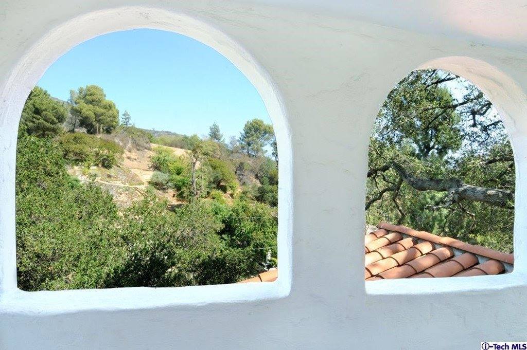 1326 San Luis Rey Drive, Glendale, CA 91208