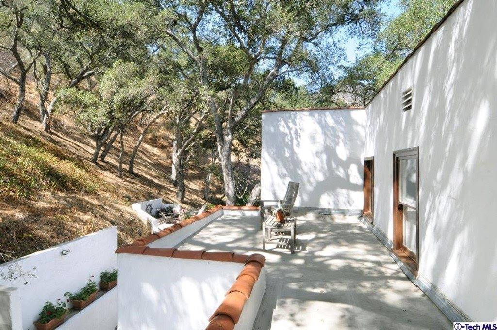 1326 San Luis Rey Drive, Glendale, CA 91208