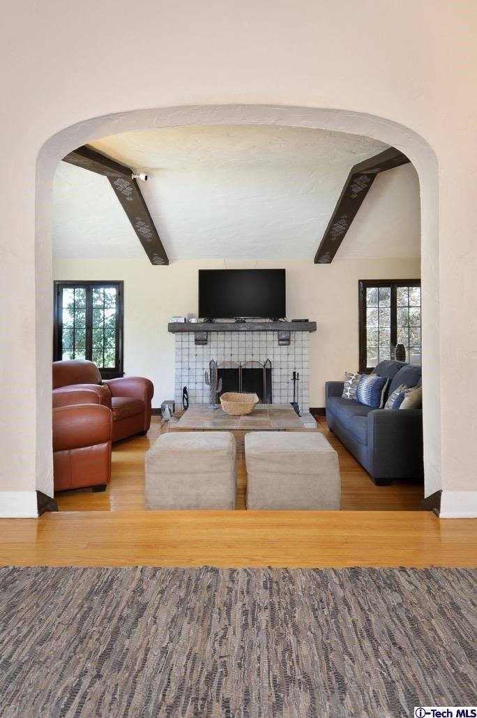 1326 San Luis Rey Drive, Glendale, CA 91208