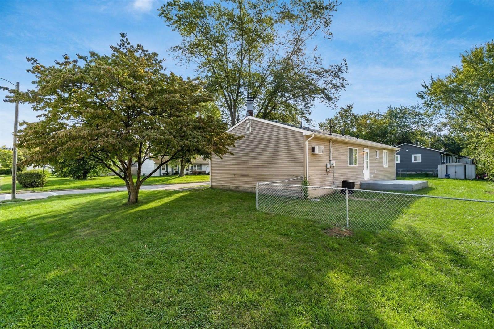 3351 Arnsby Road, Columbus, OH 43232