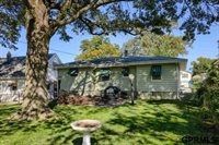 2406 S 49 Street, Omaha, NE 68106