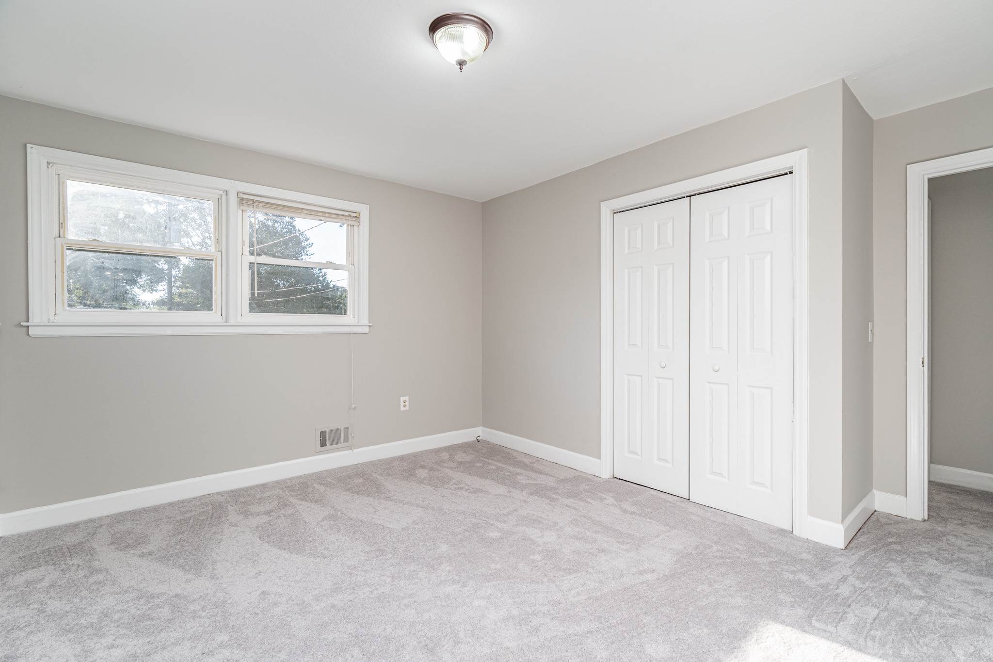 2815 Kirkwood Dr, West Columbia, SC 29170