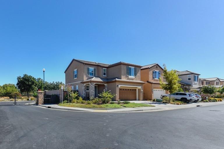 1144 Oakbriar Circle, Roseville, CA 95747