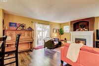 38825 Haskins St, Sandy, OR 97055