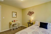 38825 Haskins St, Sandy, OR 97055