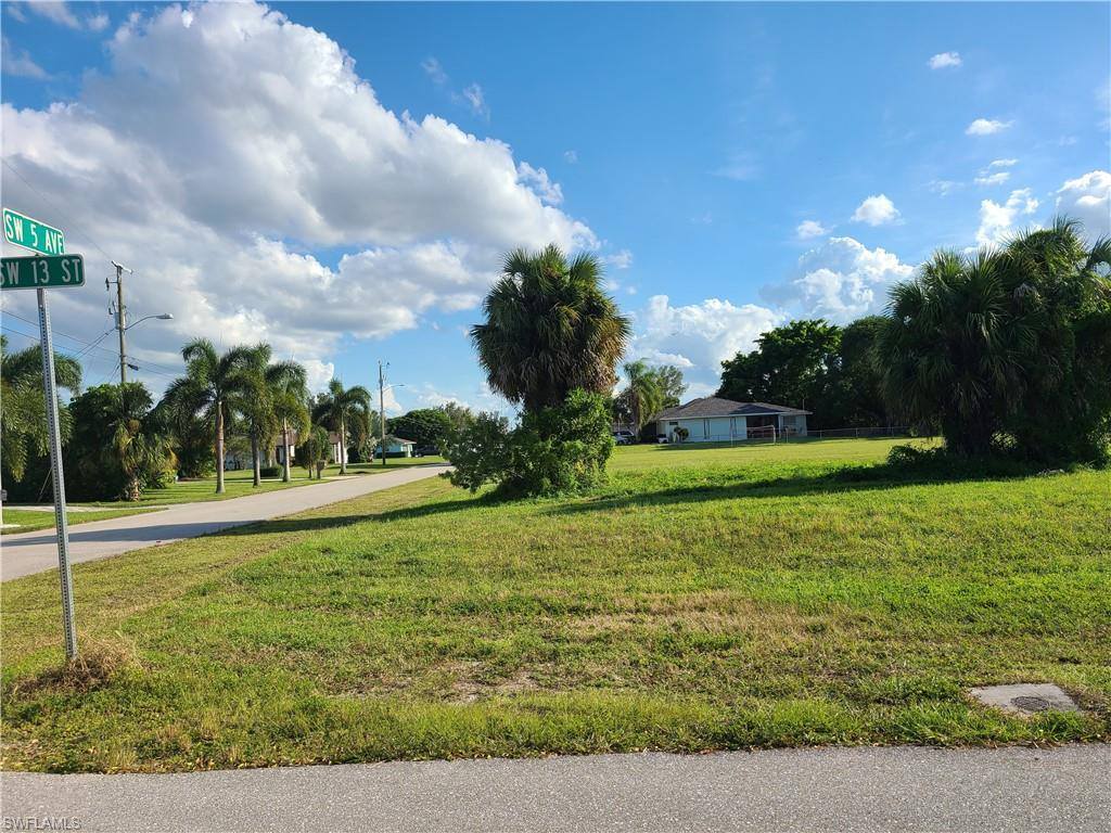 1302 SW 5th Avenue, Cape Coral, FL 33991