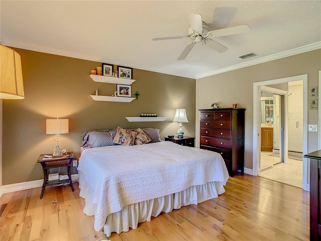 11535 Shipwatch Way, Largo, FL 33774