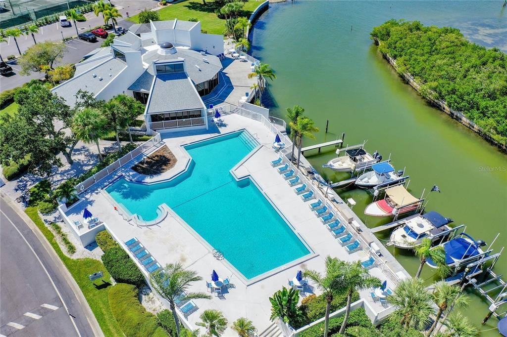 11535 Shipwatch Way, Largo, FL 33774