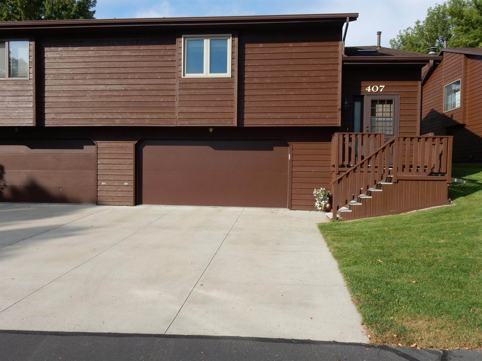 407 E Brandon Drive, Bismarck, ND 58503